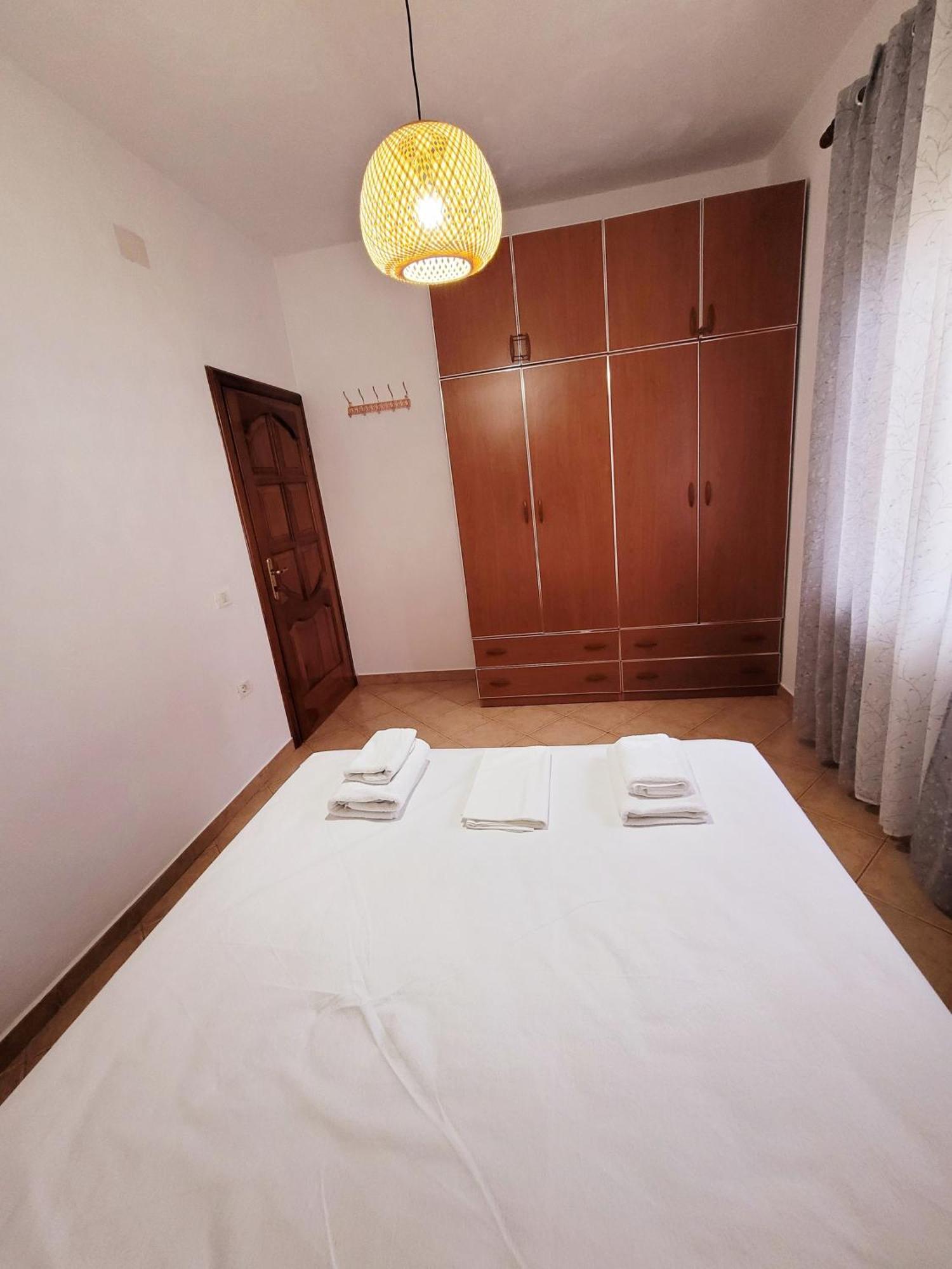 Villa Baka 14 Durrës Exteriör bild